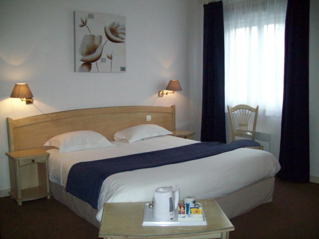 Le Charollais Motel Restaurant Contact-Hotel Vitry-en-Charollais Ruang foto